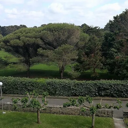 Appartement T2 Avec Piscine Idealement Situe - Apercu